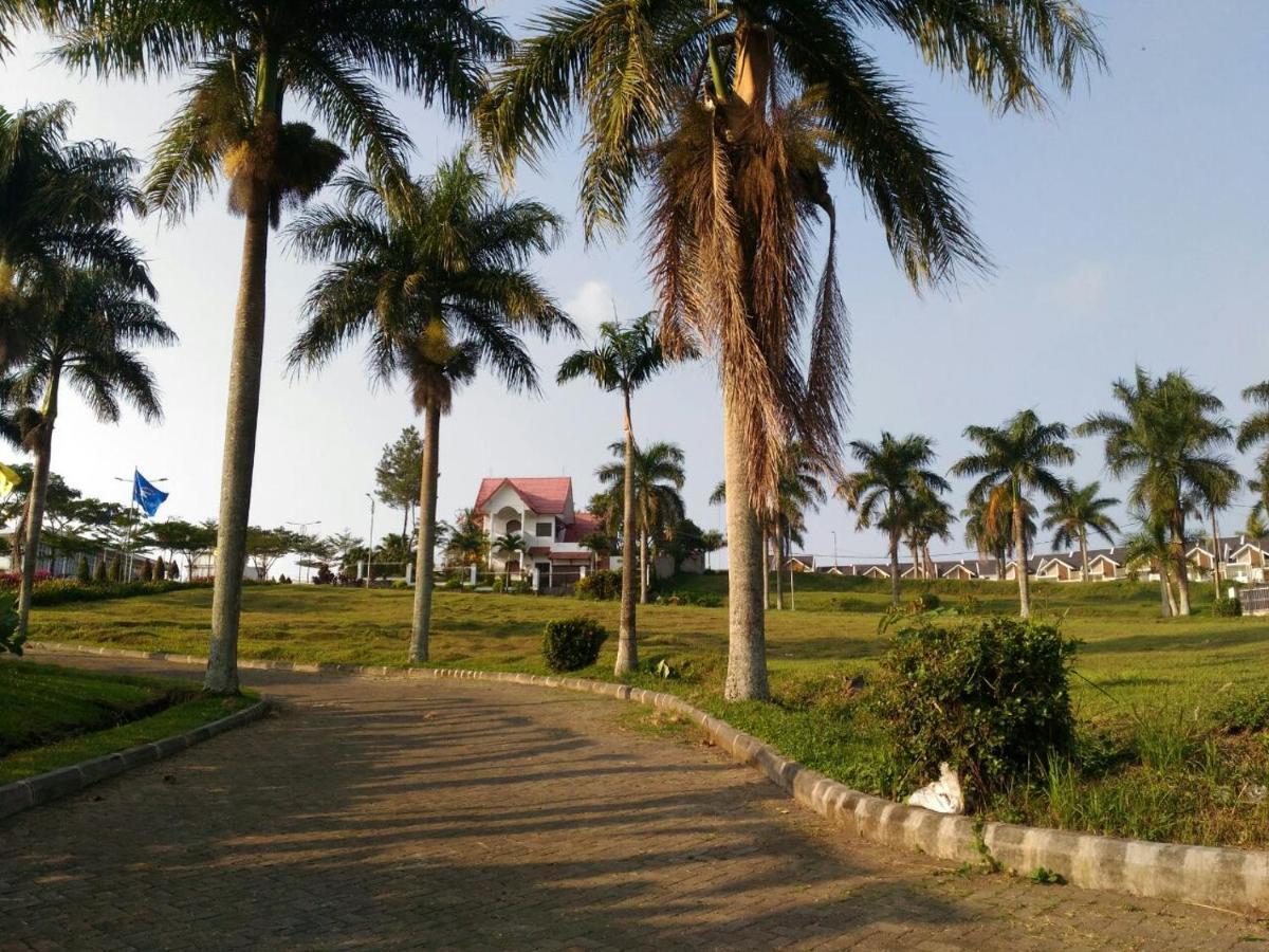 Villa Malang Puncak Buring Esterno foto