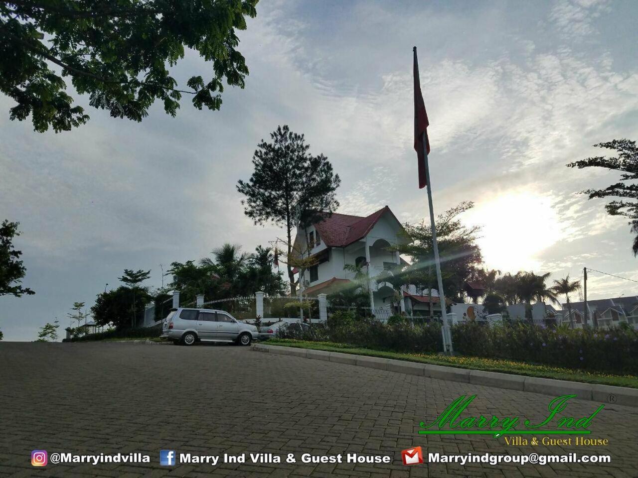 Villa Malang Puncak Buring Esterno foto